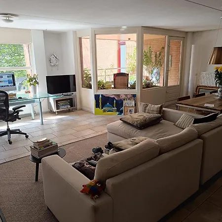 Elegant Centre Apartment Tilburg